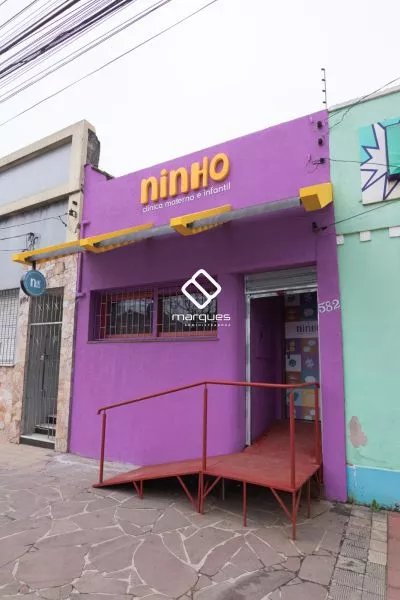 Casa Comercial com 3 quartos, 2 banheiros e 110m² à venda no bairro Centro, Pelotas